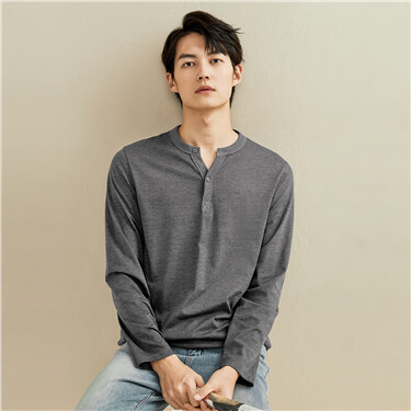Solid color henley neck long-sleeve tee