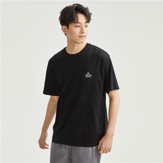 Bear embroidery pocket short sleeve cotton tee | GIORDANO