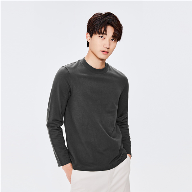 100% Cotton mock neck long sleeve sweat tee | GIORDANO Online Store