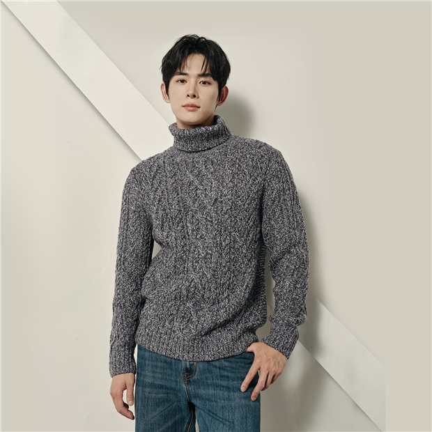 Men's Korea Collection Twisted Turtleneck Pullover Sweater