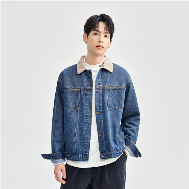 Turndown collar multi-pocket denim jacket | GIORDANO Online Store
