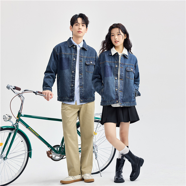 Fake colored pocket loose denim jacket | GIORDANO Online Store