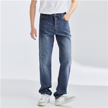 Five-pocket mid rise denim jeans