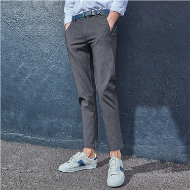 Mid-low rise ankle length pant
