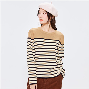 Contrast color stripe loose sweater