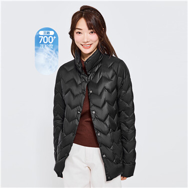 Wave quilted lightweight duck down jacket