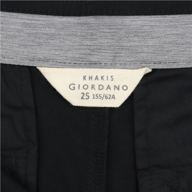 GIORDANO Online Store  กางเกงขาสั้นผู้หญิง Women's Twill Mid-Rise Slim Fit  Pocket Shorts (180 Elast