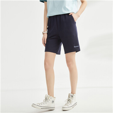 Embroidery elastic waist cotton shorts