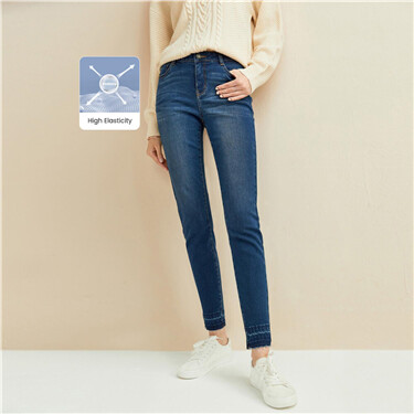 Stretchy raw edge ankle-length denim jeans
