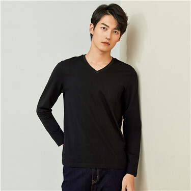 Solid color v-neck long-sleeve tee