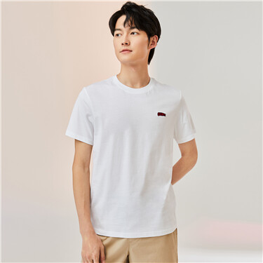 Small embroidery short-sleeve tee