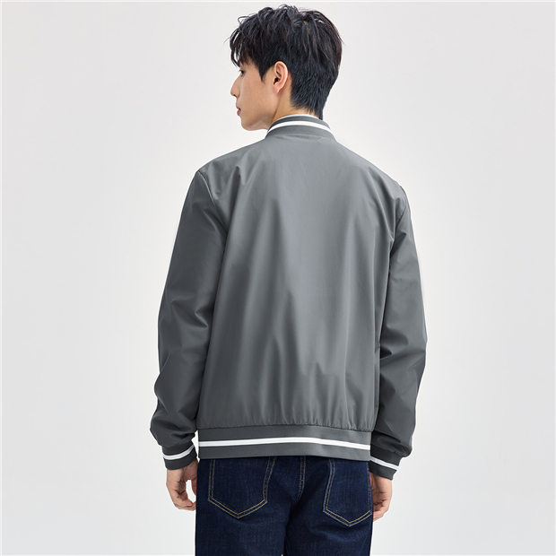 Contrasting collar bomber jacket | GIORDANO Online Store