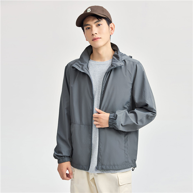 Mesh lining hide-able hooded windbreaker | GIORDANO Online Store