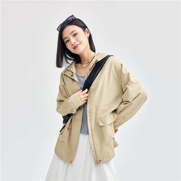 Drawstring waist big pockets hoodie windbreaker | GIORDANO Online