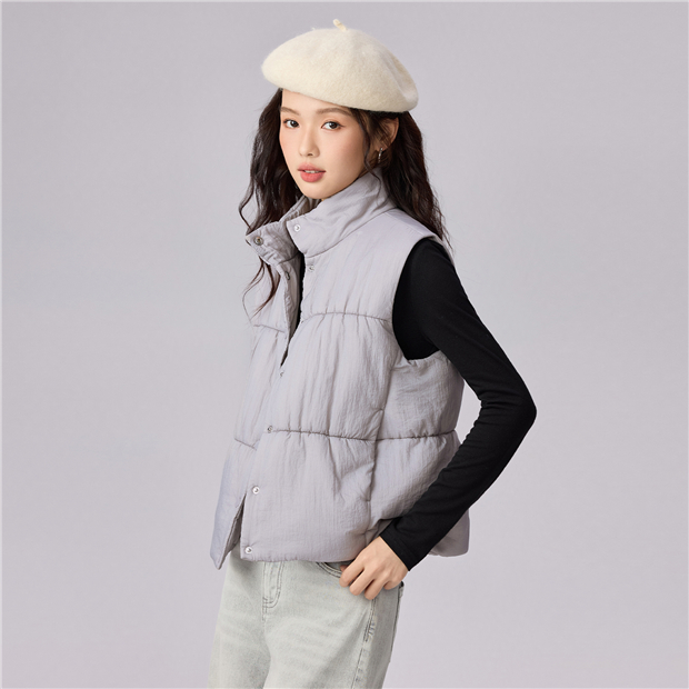 Stand collar short padded vest | GIORDANO Online Store