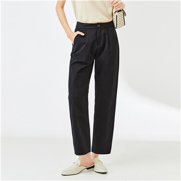 Solid color mid rise ankle-length pants