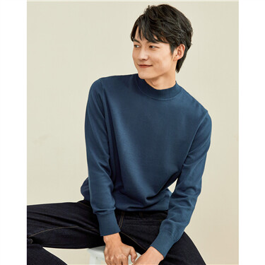 Combed cotton mock neck sweater 