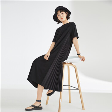Woven collage pleated short sleeve dress