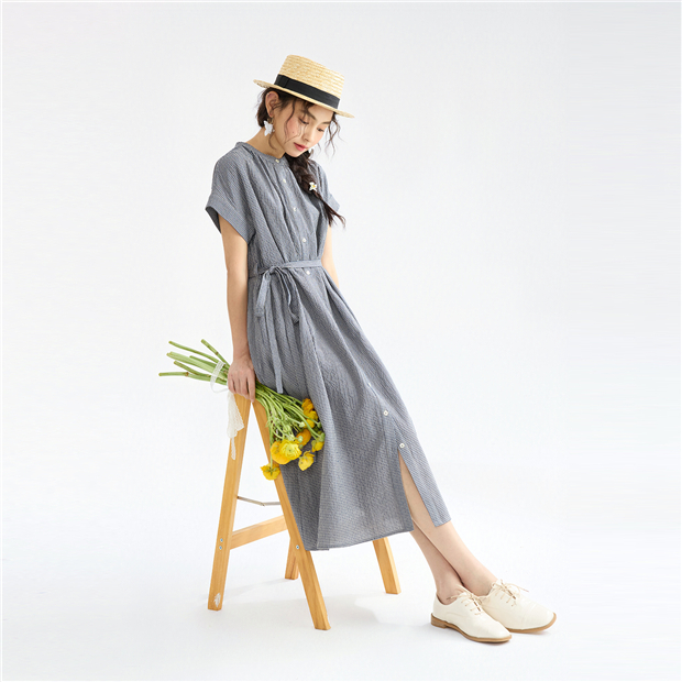 Crewneck tie waist dolman sleeve grid dress | GIORDANO Online Store